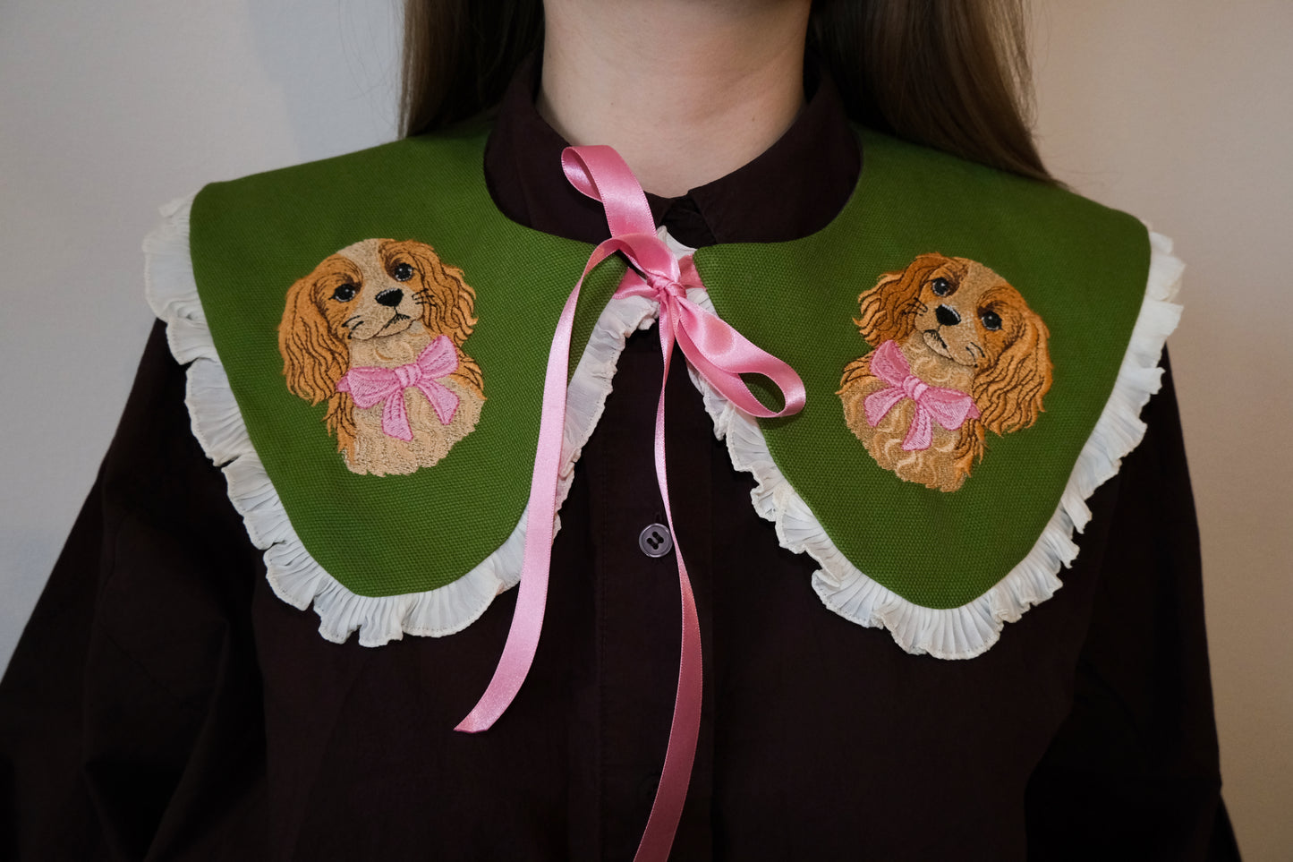 Cavalier Detachable Collar