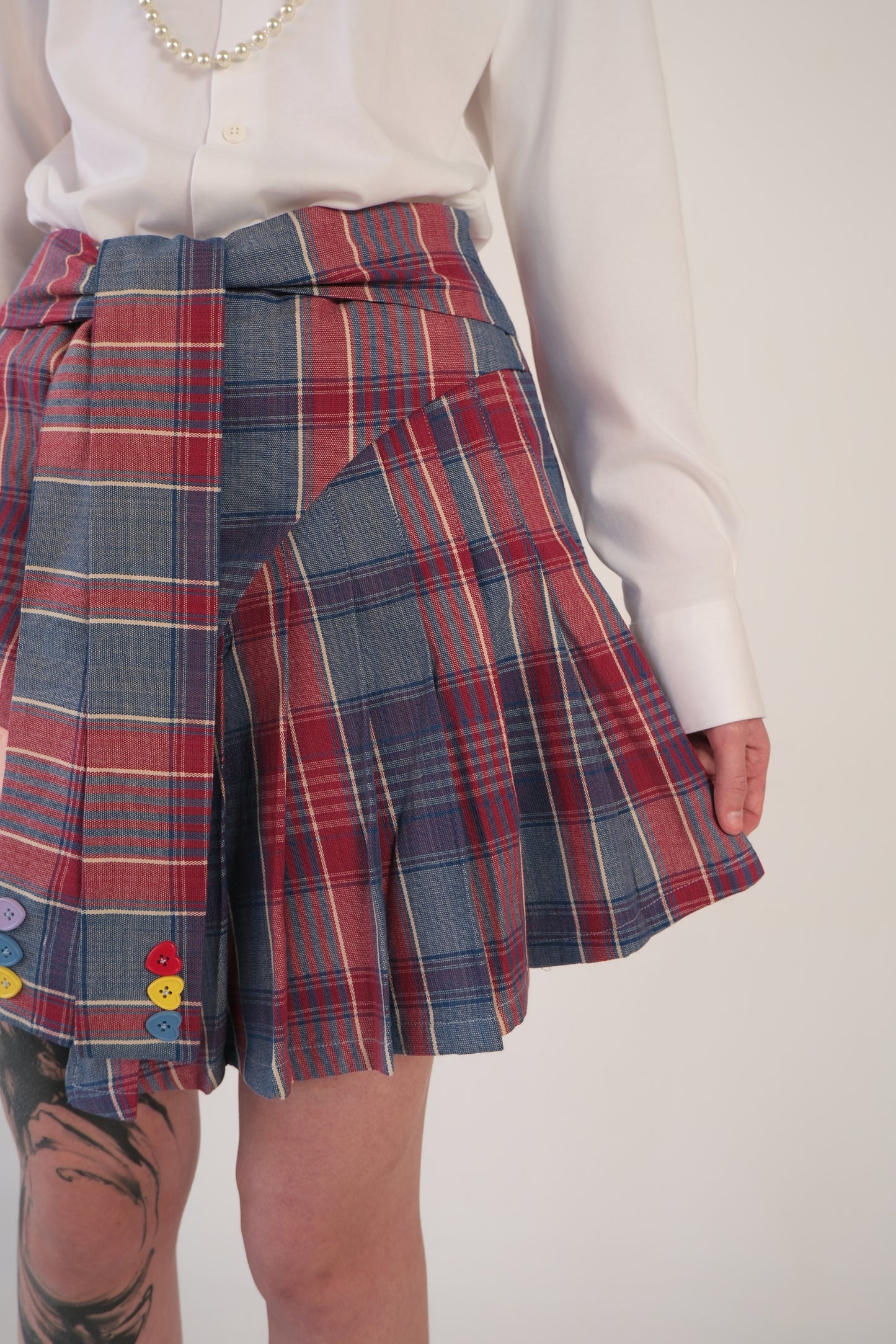 Plaid Asymmetrical Pleated Skirt