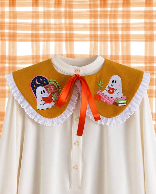 The Reader Detachable Collar