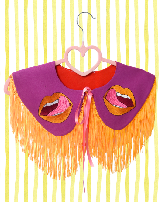 Kiss & Tell Detachable Collar