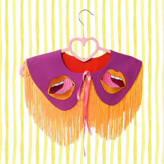 Kiss & Tell Detachable Collar