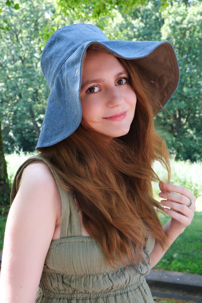 Sunhat with Delicate Embroidered Flowers
