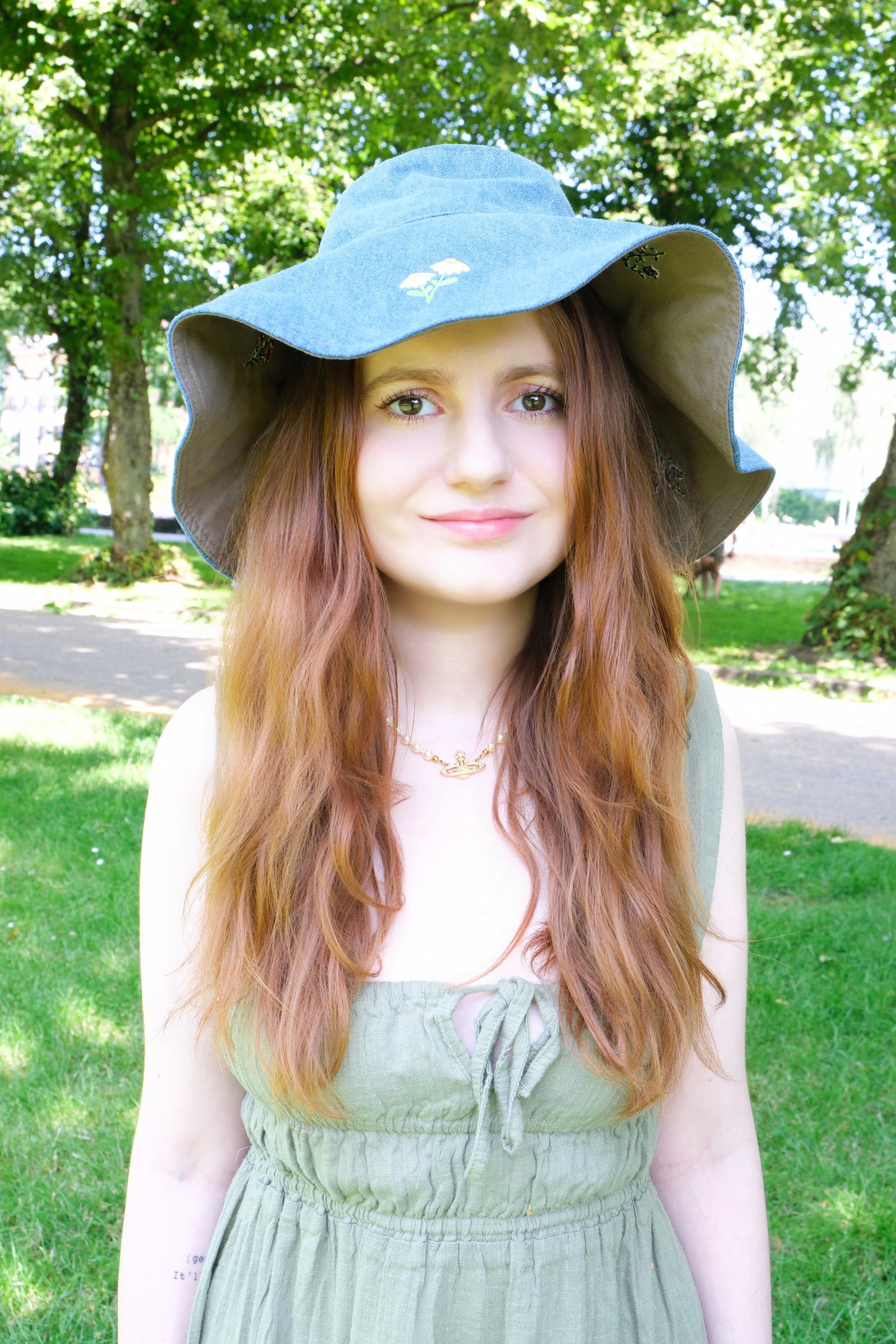Sunhat with Mini Embroidered Flowers